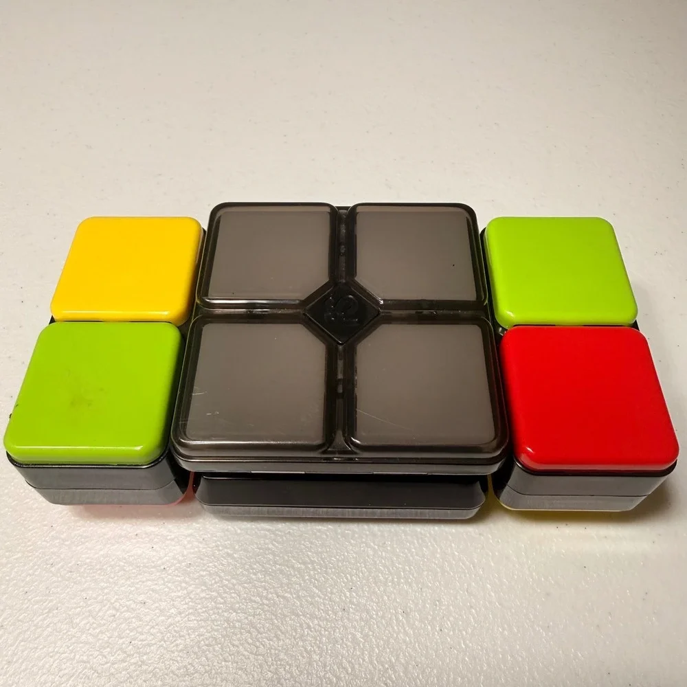 Rubik's Race Electronic Handheld Puzzle Game Light Up Sliding Tile Brain Teaser